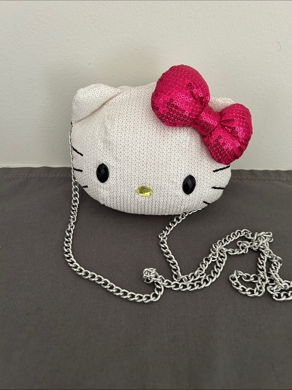 Sanrio Hello Kitty White Sequin Shoulder Bag with Pink Sequin Bow